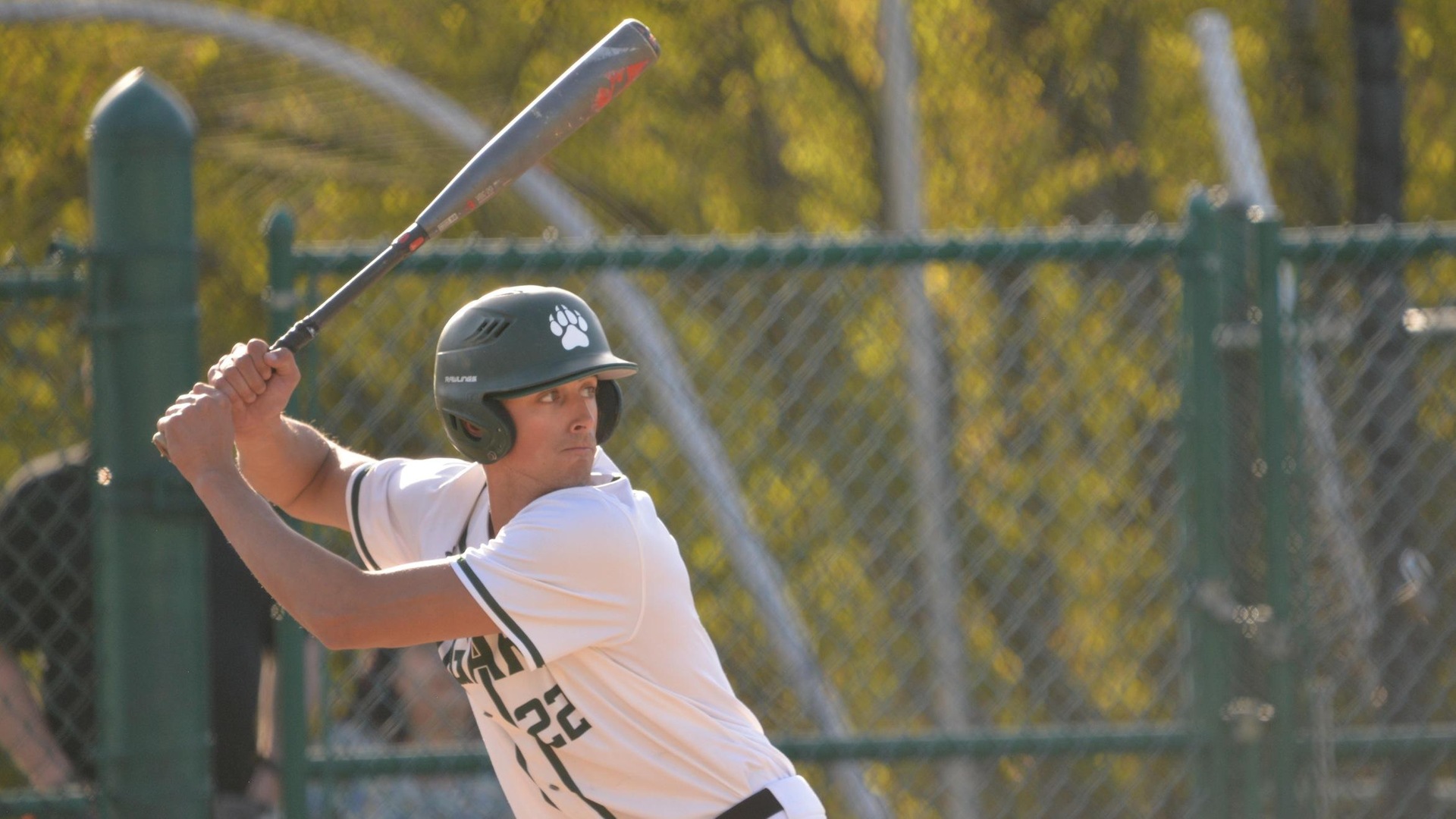 Baseball Closes Season with Barnburner Doubleheader