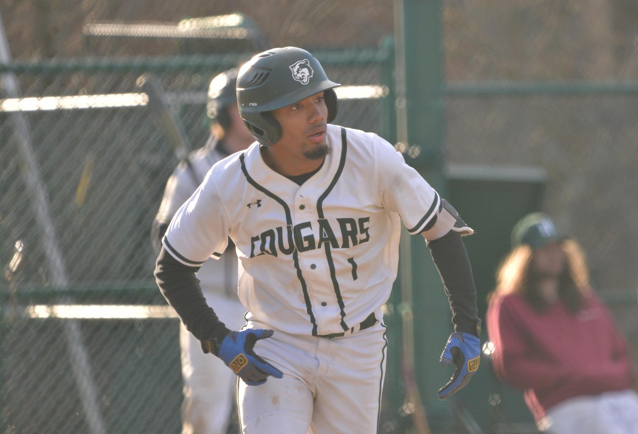 Men’s Baseball Swinging Away